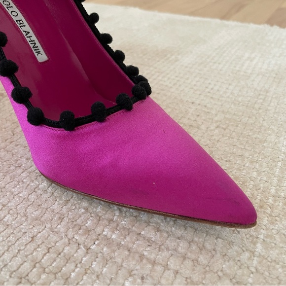 Manolo Blahnik Shoes // Size 39 - Picture 6 of 7